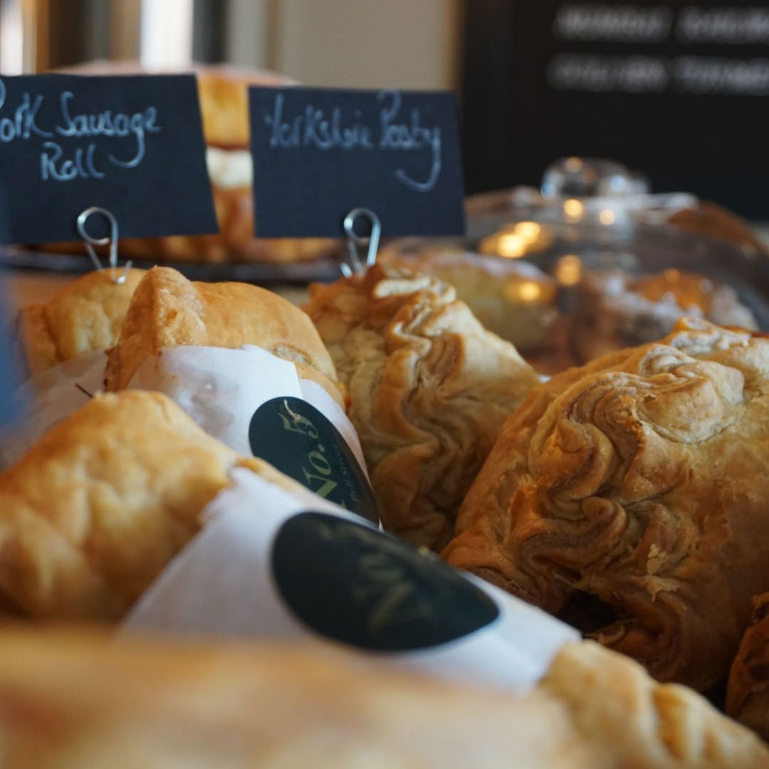 to the No.5 Bell St Café in Romsey Delicious treats await