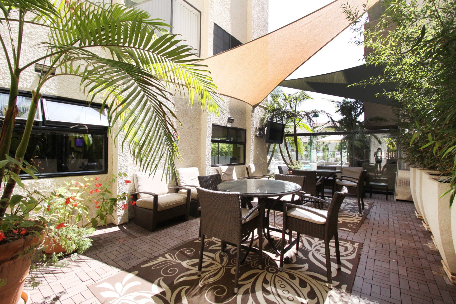 Strathmore Regency Gallery