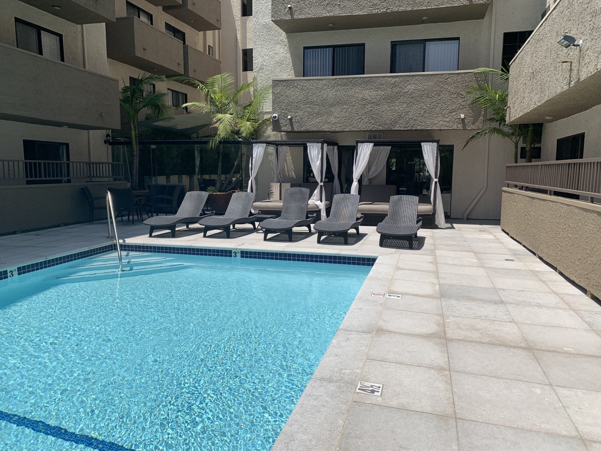 Strathmore Regency Gallery