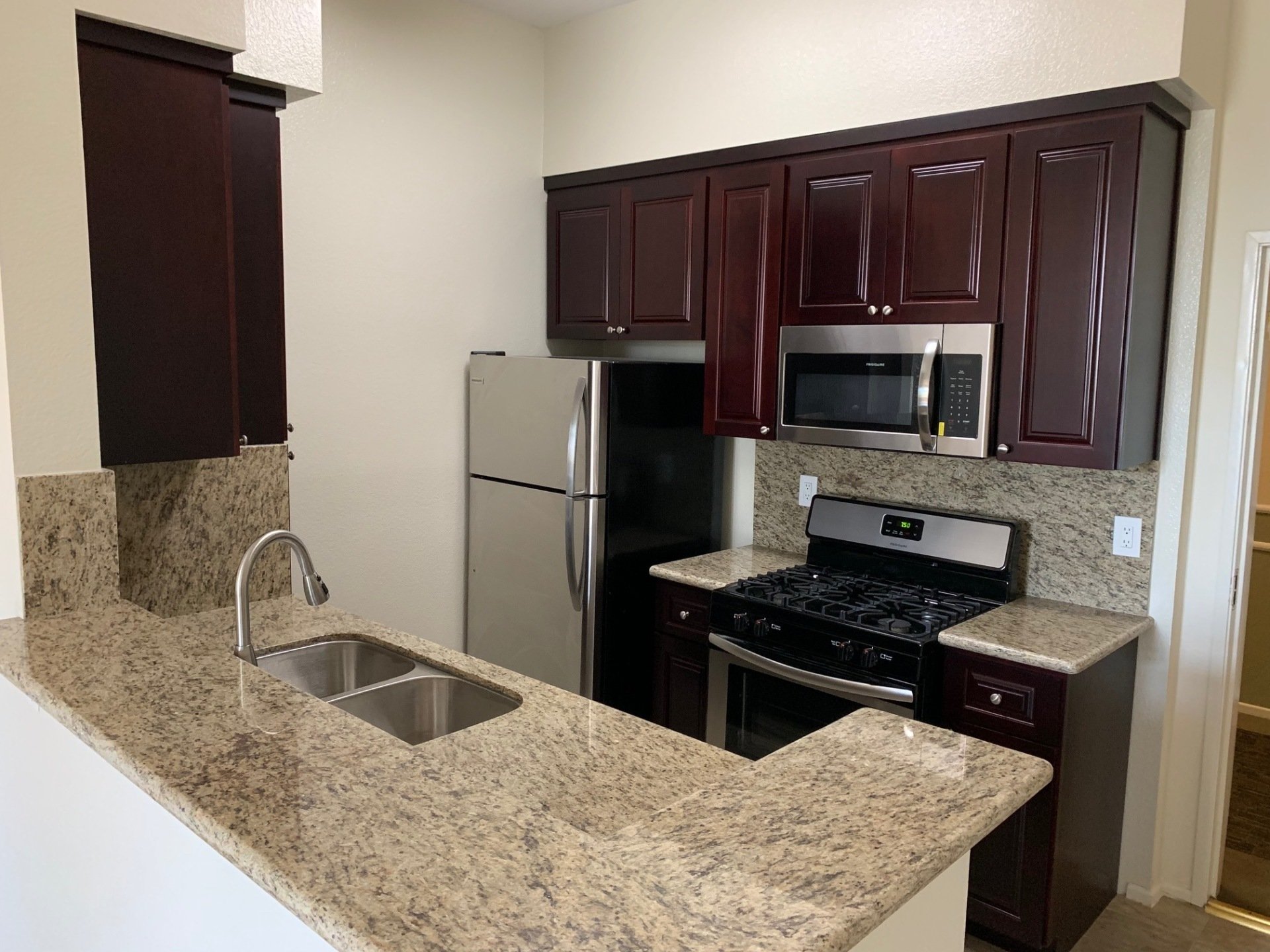 Strathmore Regency Gallery