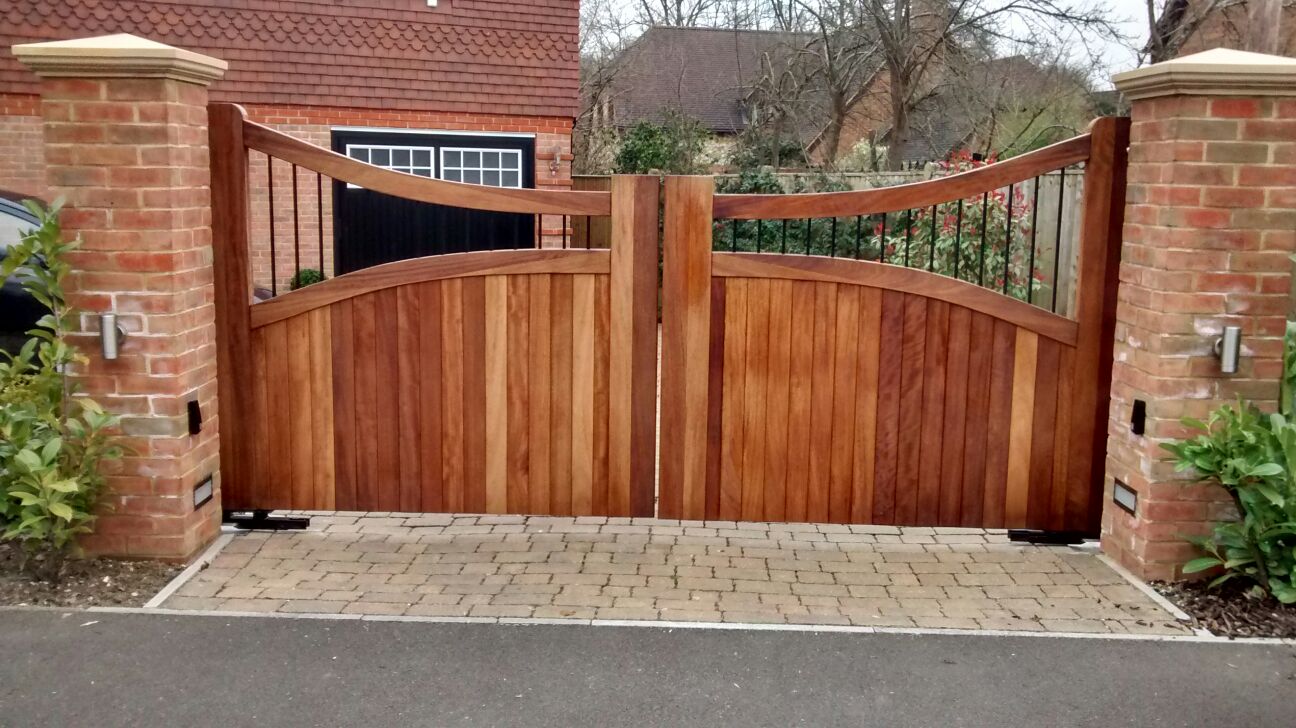 Portcullis Electric Gates, bespoke gate design in Farnham