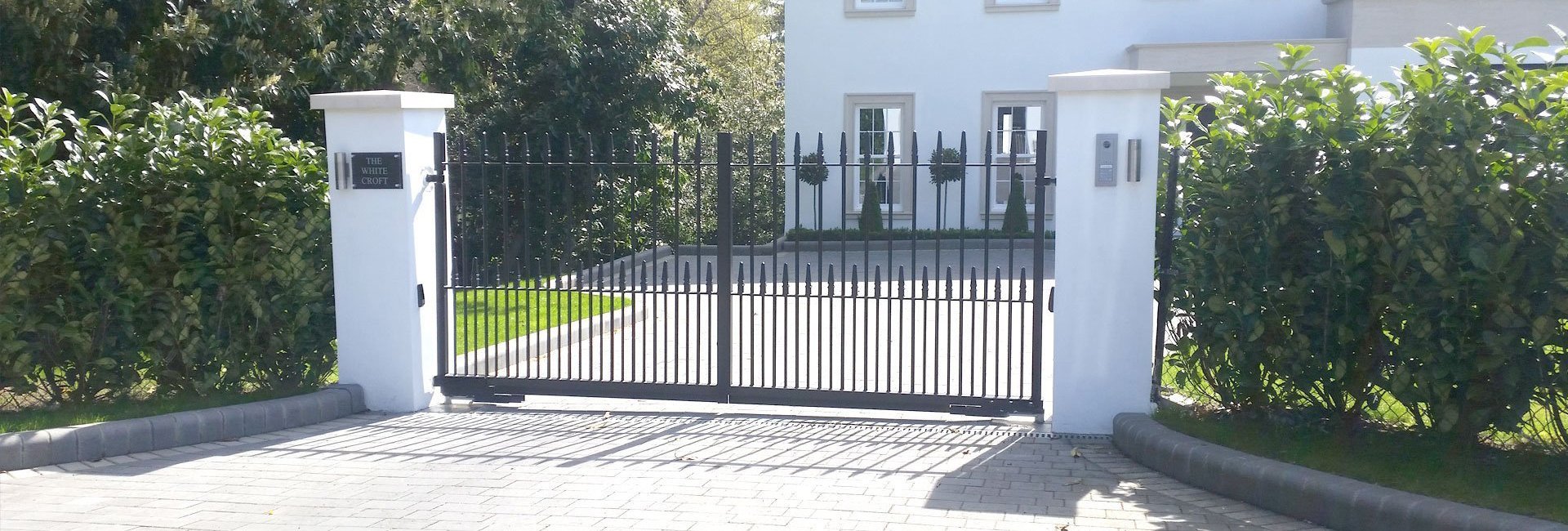 Portcullis Electric Gates, bespoke gate design in Farnham