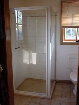 glass shower screen