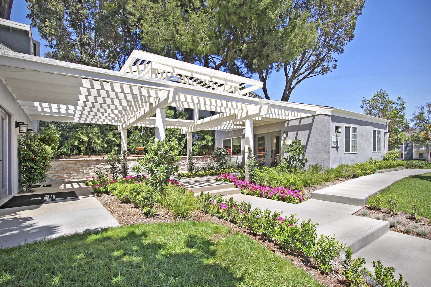 Diamond Bar, CA Apartments for Rent View & Apply Now