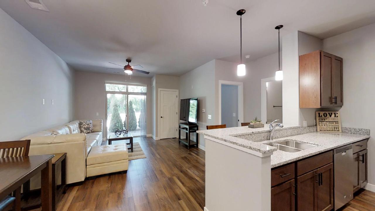 Jefferson Crossing Lakestone Properties