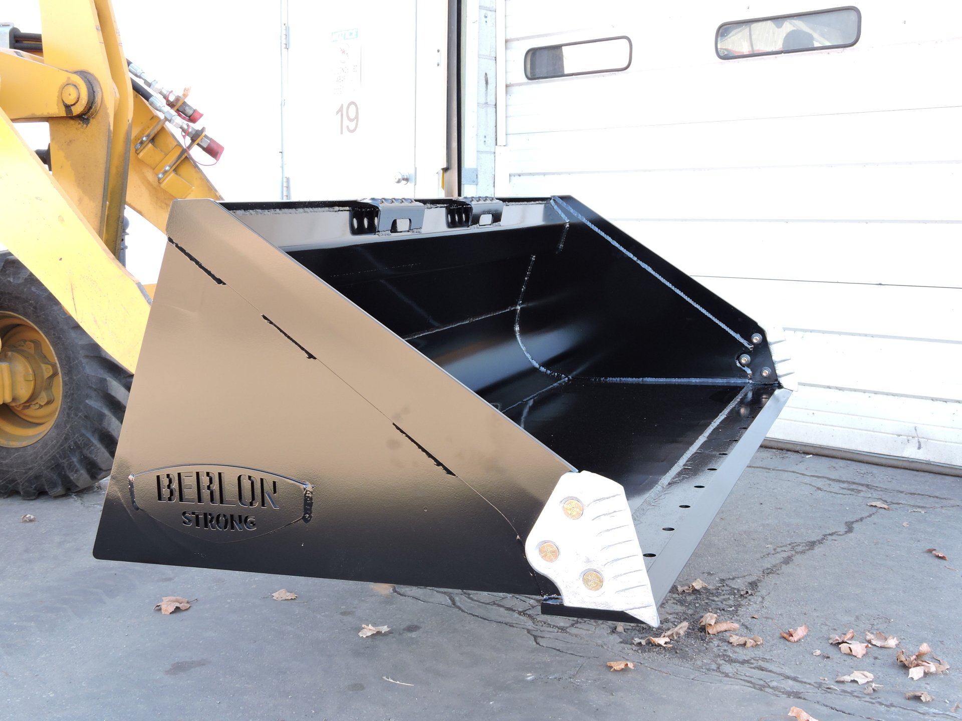 Heavy Duty Extended Lip Skid Steer Loader Bucket Berlon Industries