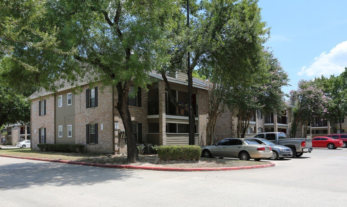 Augusta at Cityview Affordable 1 & 2 Bedroom Apartments in Houston
