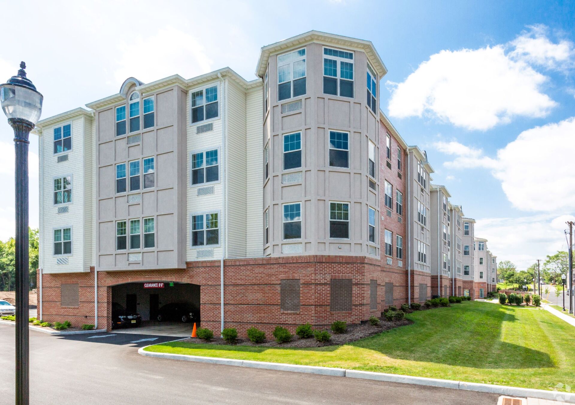 The Grande Saddle Brook Luxury Apartments in New Jersey