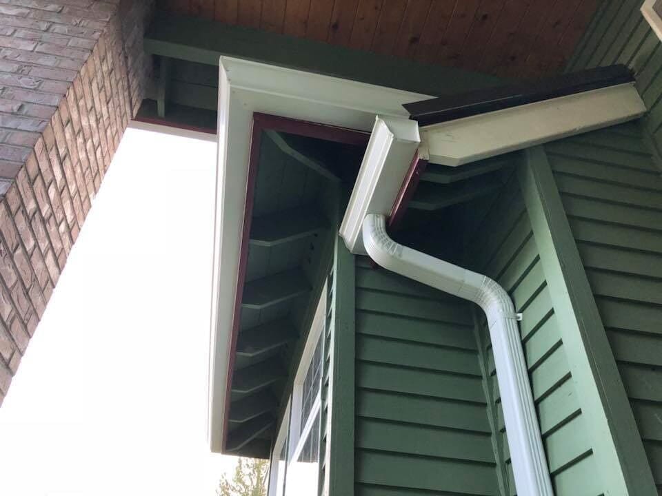 Roofing & Gutters Newberg, OR View Top Construction, LLC