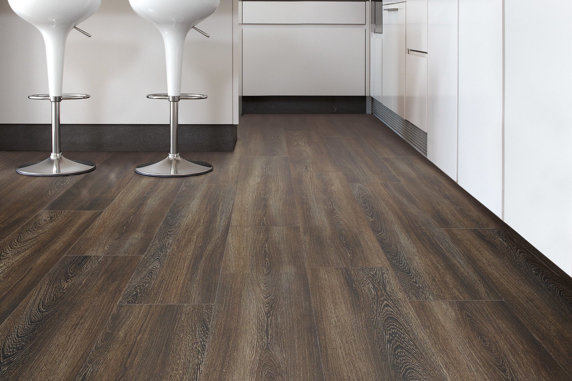 Laminate Fitter in Leigh & Wigan UK Flooring Company Warrington