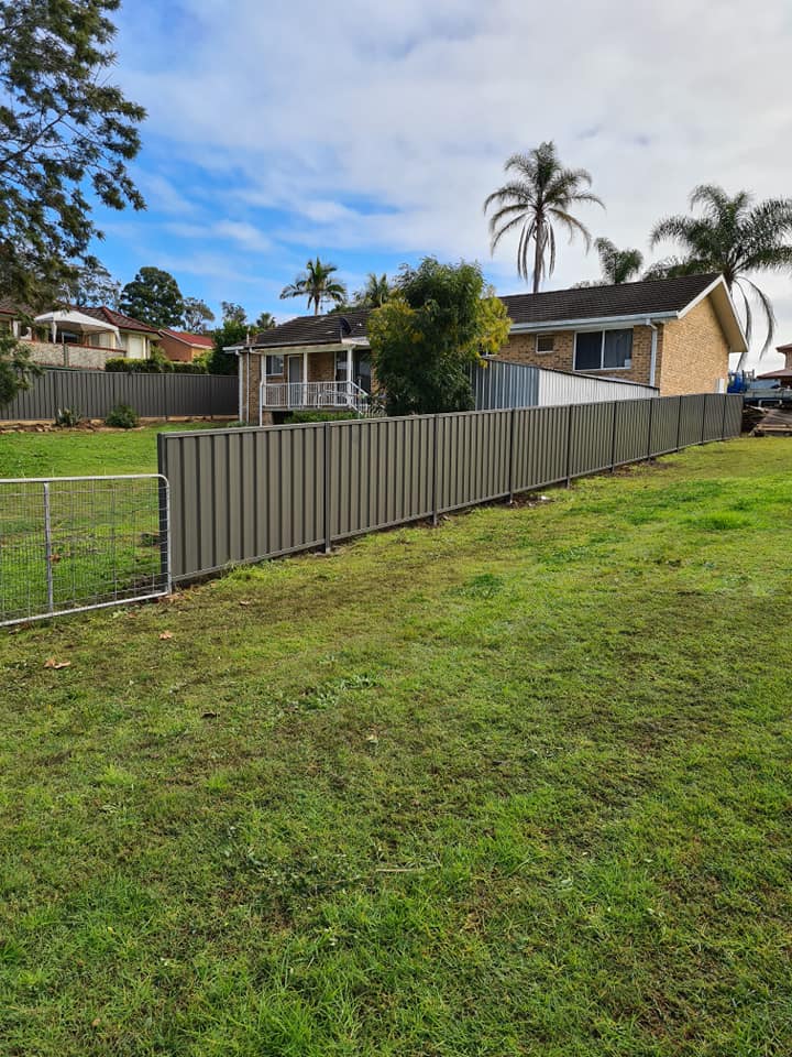 Gates in Taree D & B Fencing