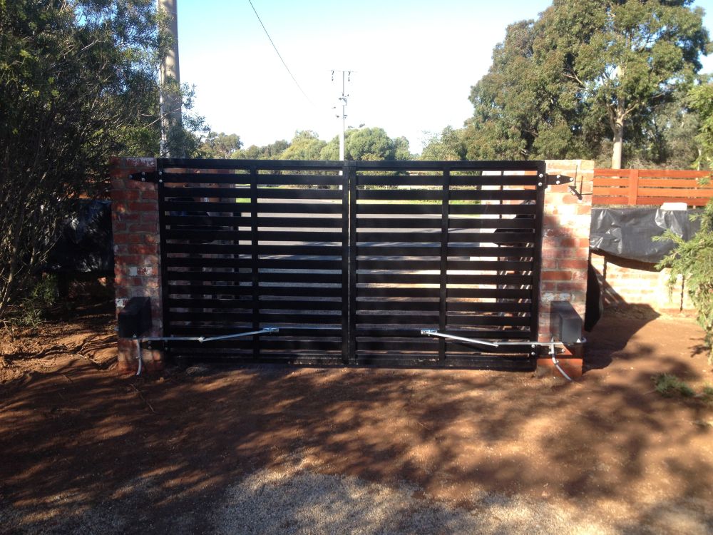 Swing Gates Geelong, Surfcoast, Bellarine VIC Door & Gate Automations