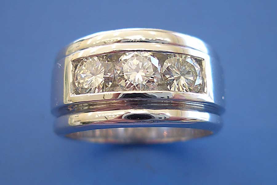 thick band with three diamonds
