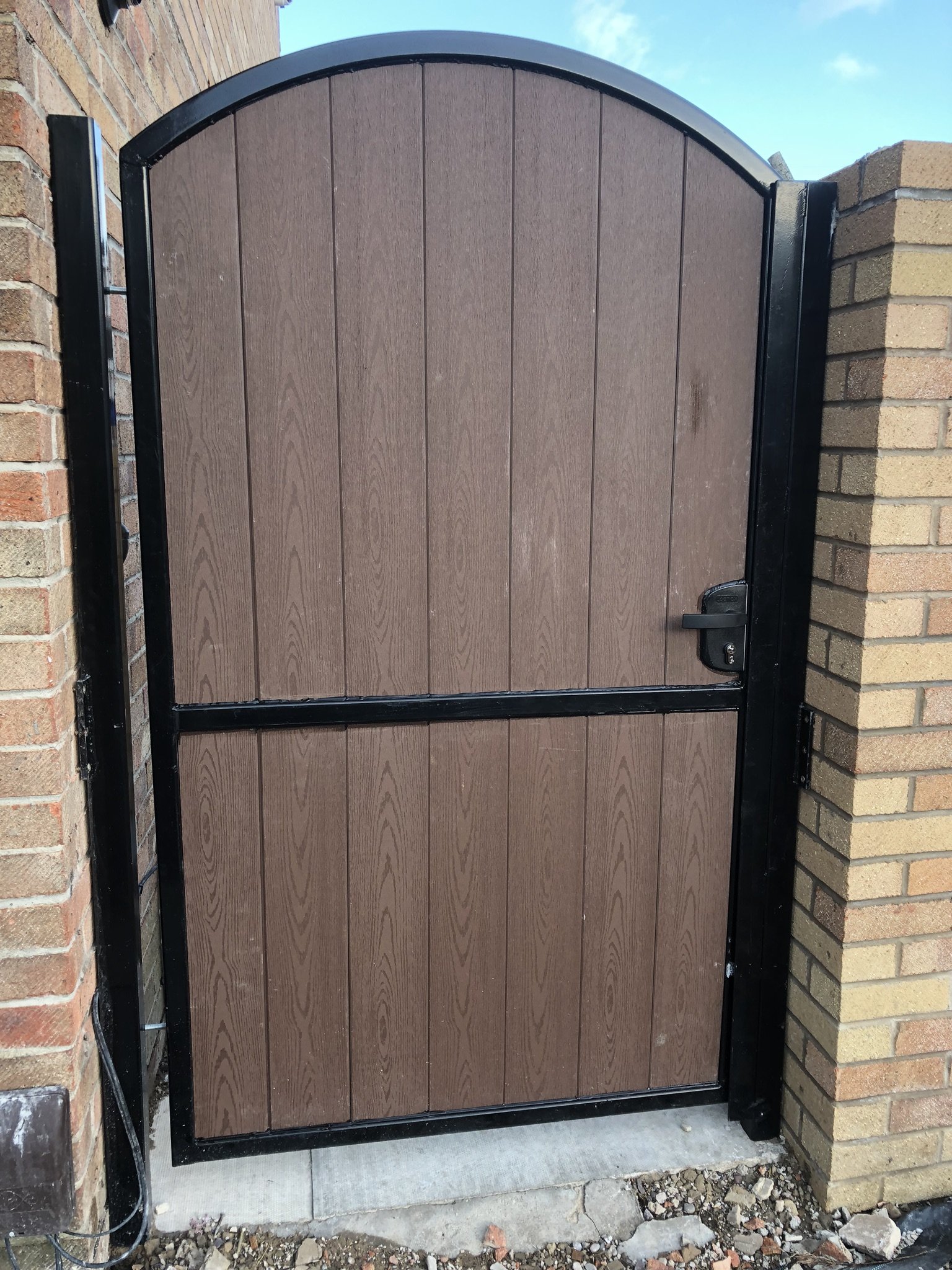 Composite gates Bells Gates, Railings & Fabrications