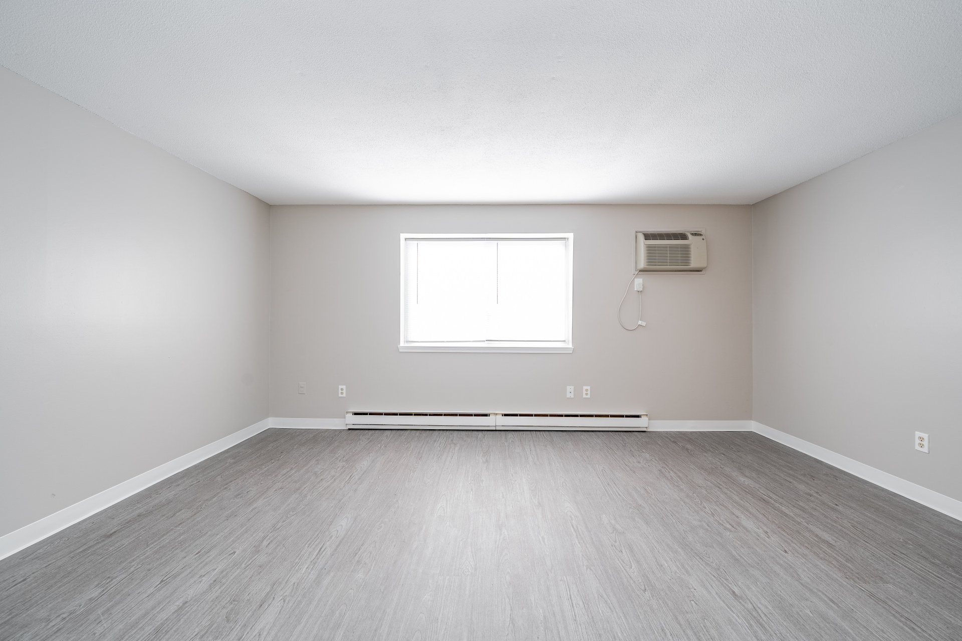 Mall Apartments Chicopee