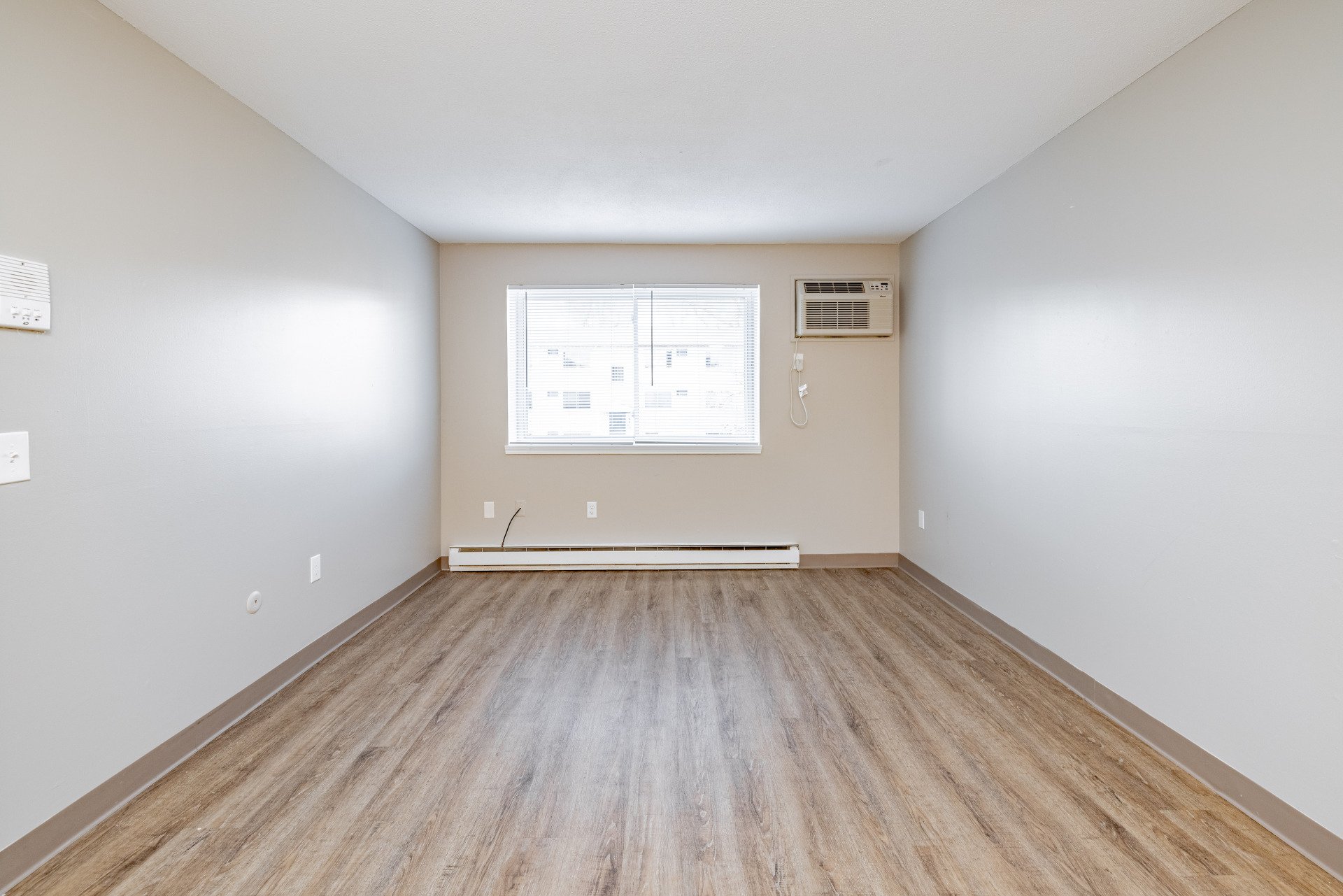 Mall Apartments Chicopee