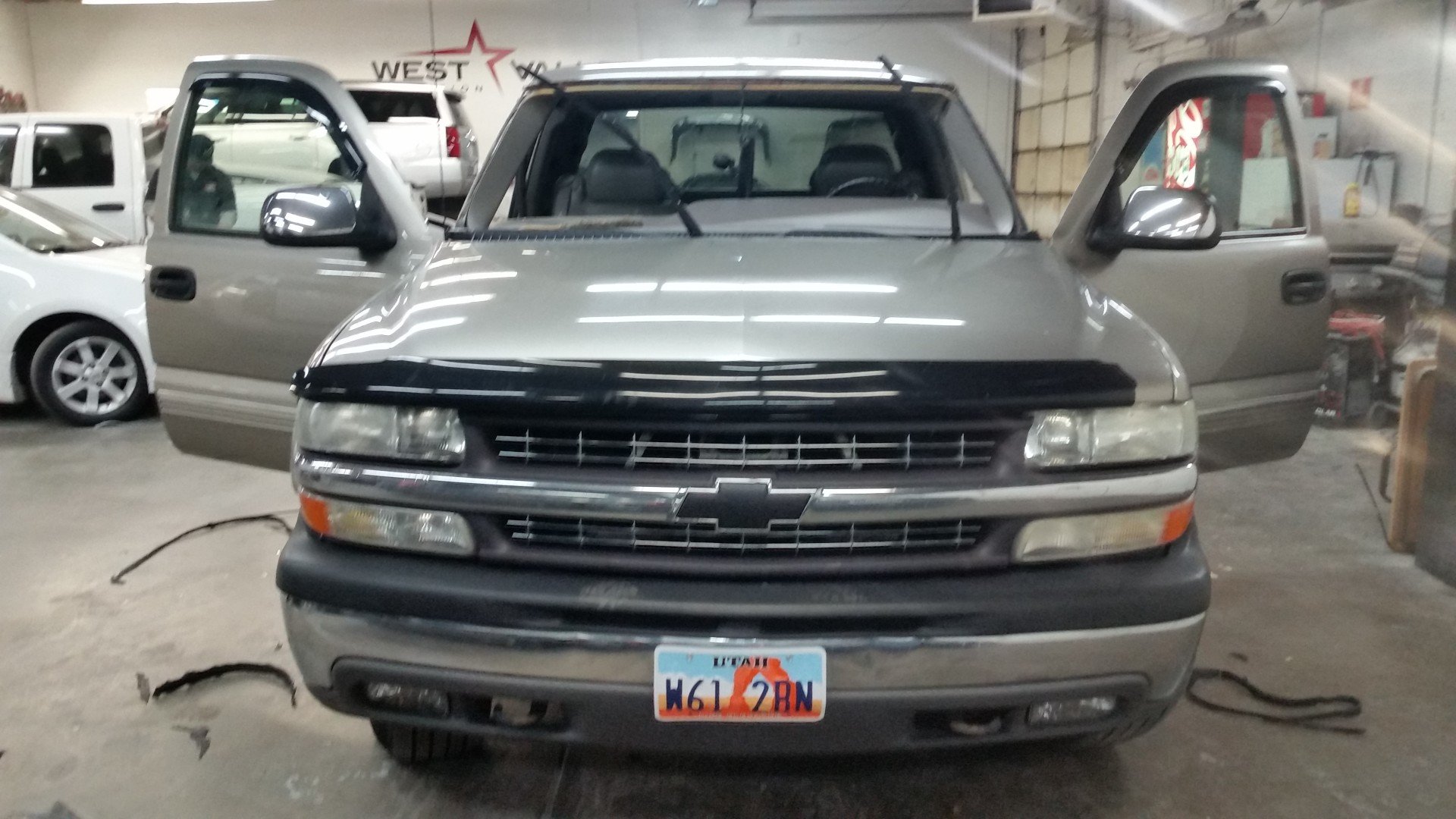 Before & After Kearns, UT Auto Glass Replacement Specialist INC.