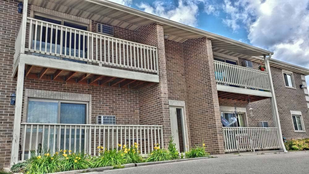 KOS Management 2306 Pecan Street Apartments