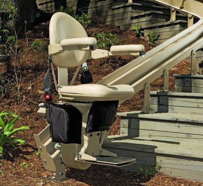 Access Mobility Products La Crosse Wisconsin Stairlifts chair lifts