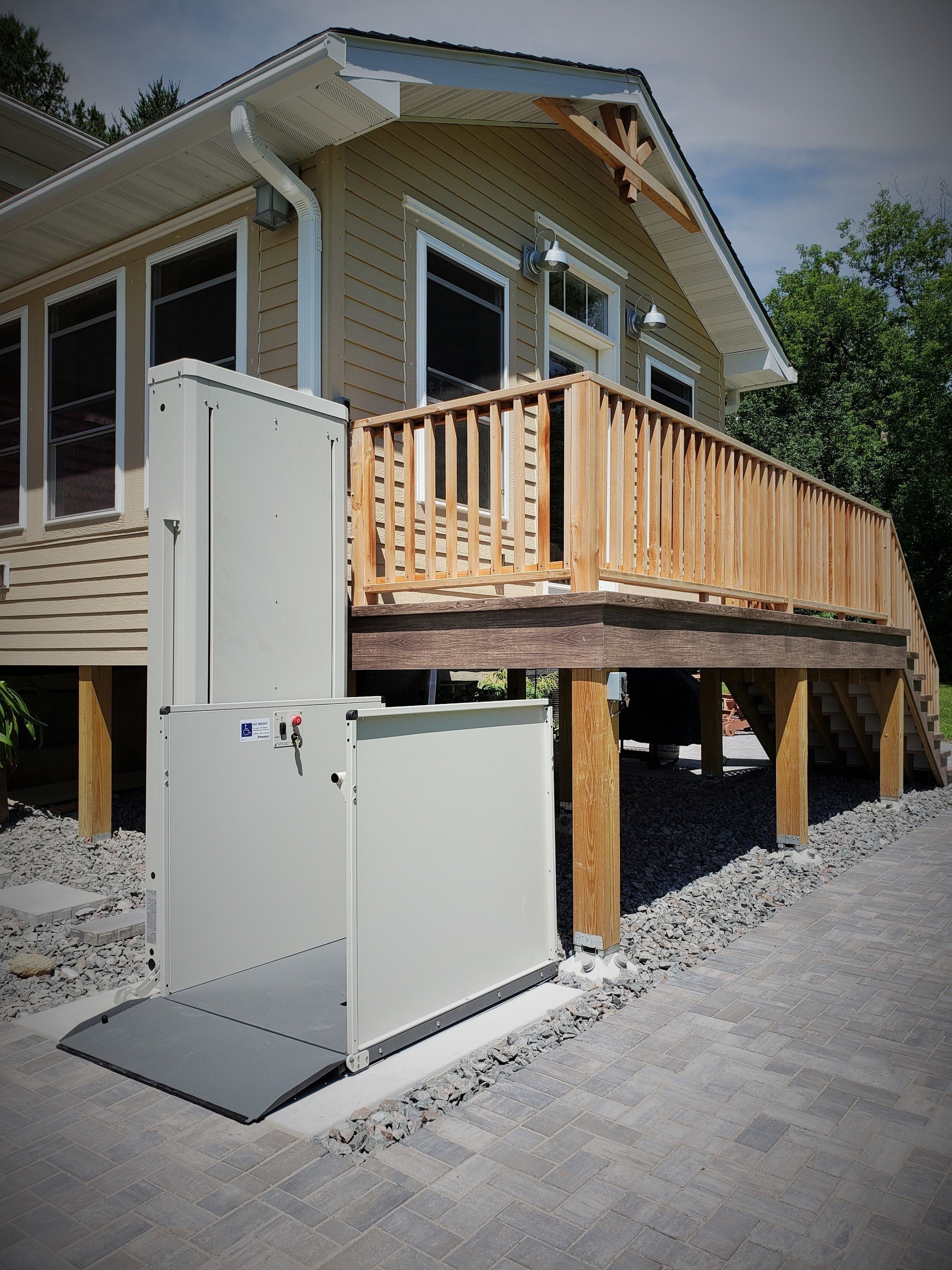 Access Mobility Products La Crosse Wisconsin Stairlifts chair lifts