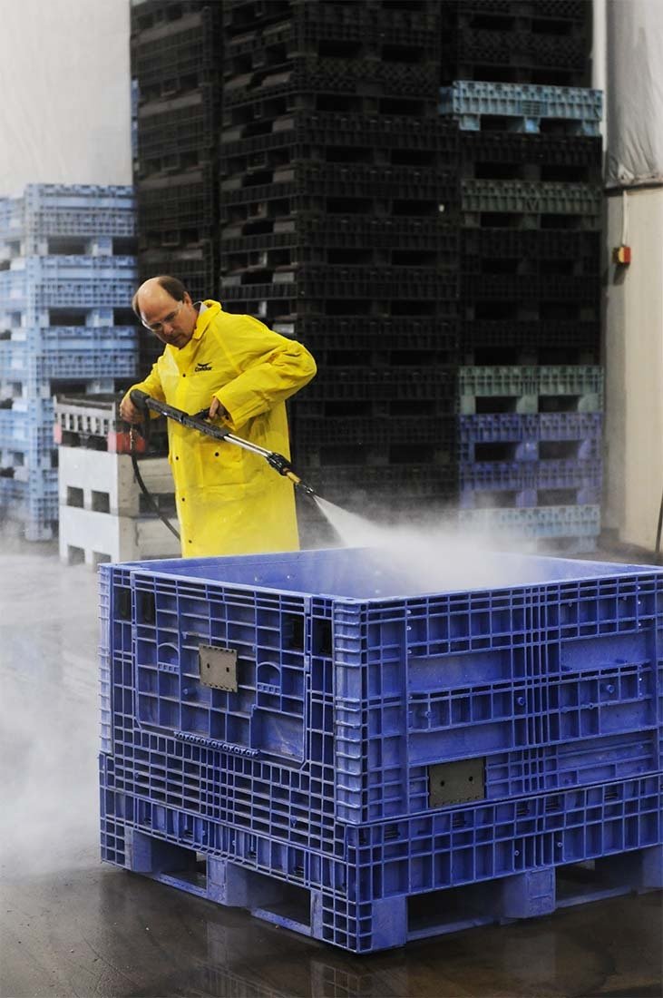 The Bulk Container Cleaning and Repair Process