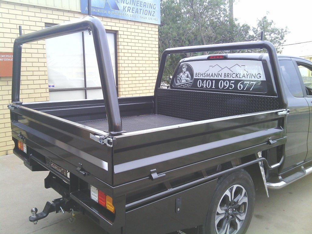 engineering kreationz tipper trailers front side