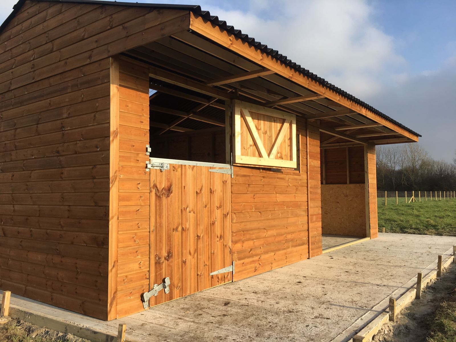 Cheshire Stables, your number 1 local stable manufacturer