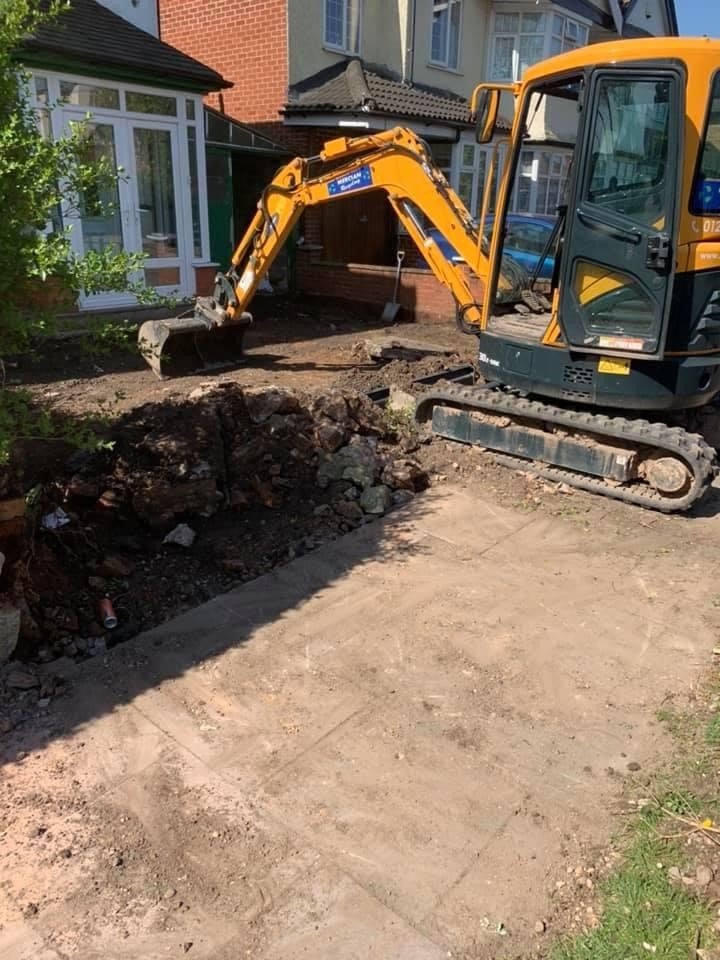 Mini digger hire in Birmingham