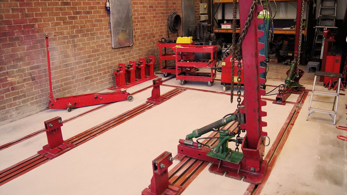 Jig realignment Docar Auto Repair