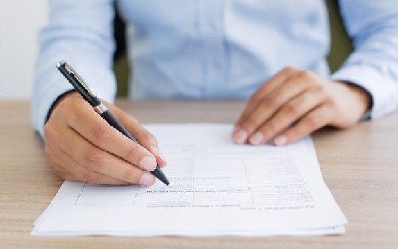 employee signing
