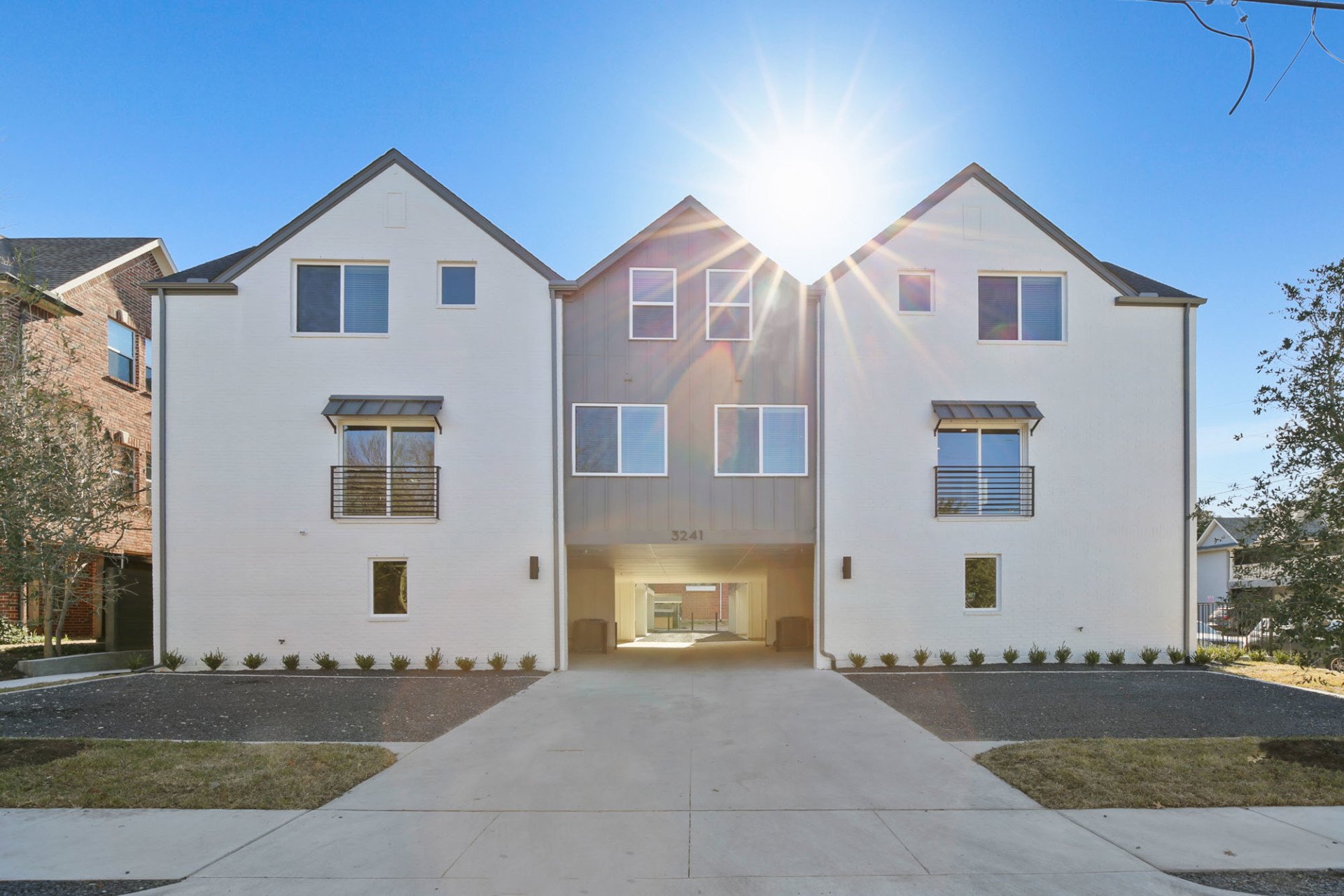 3241 Rosedale Modern Townhomes near SMU, Dallas TX