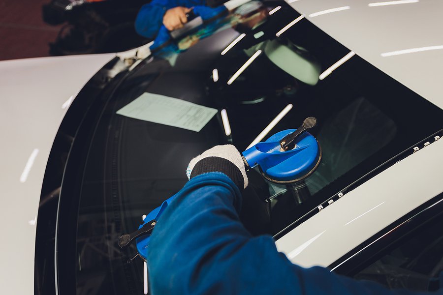 Auto Glass Repair, Mobile Auto Glass Repair Near Me, Orlando, FL