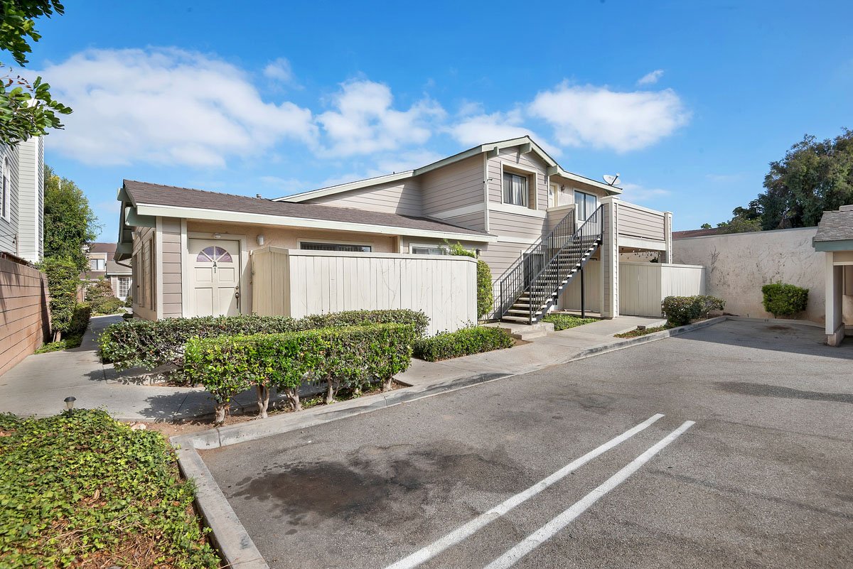 Twin Pines Apartments Property Details