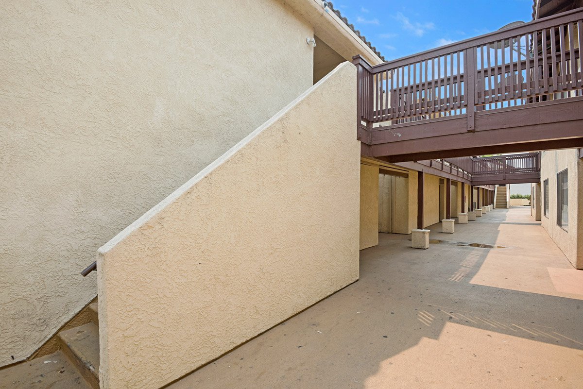 Savanna Villa Apartment Homes Property Details