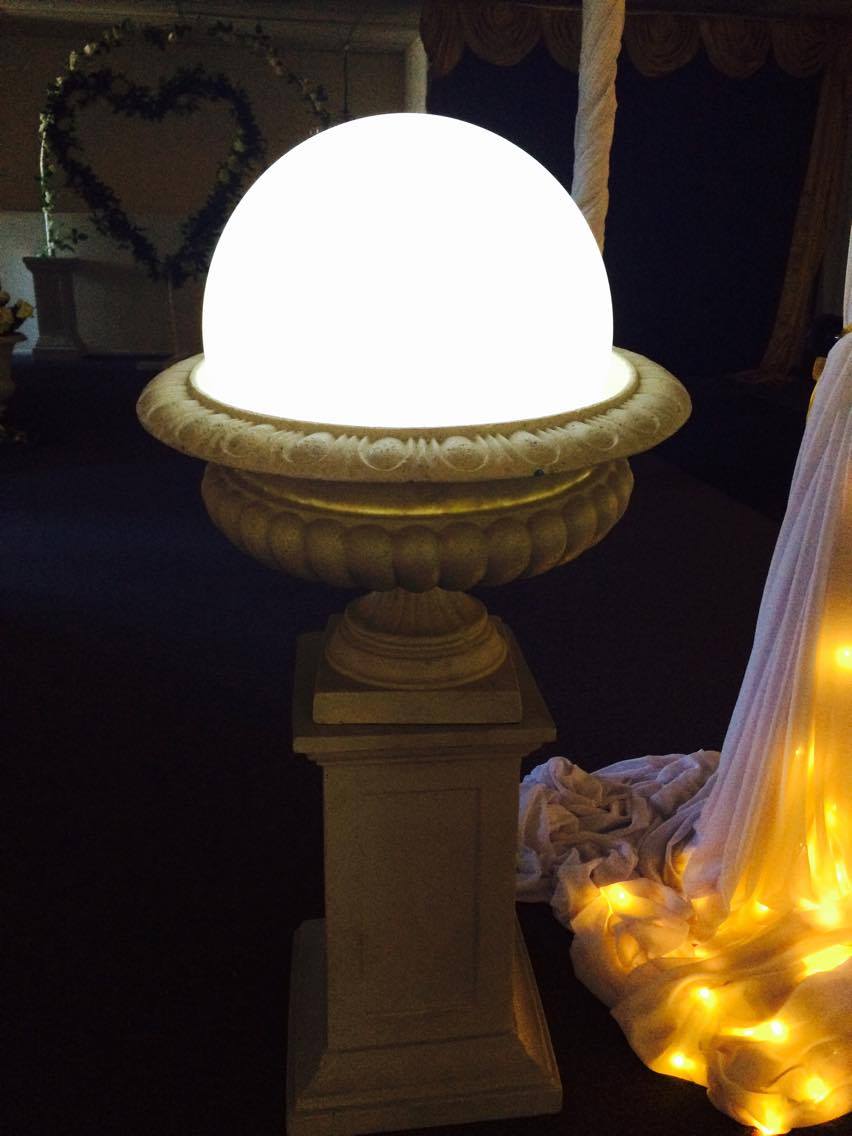 Stone wash squat urn