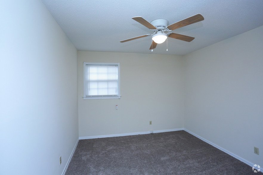 Cypress Garden HensleyThompson Properties, Florence, AL