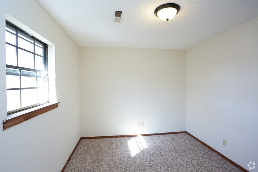 North Florence HensleyThompson Properties, North Florence, AL