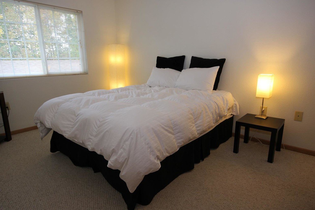 Forest Creek Apartments Manitowoc, Wisconsin Apartments