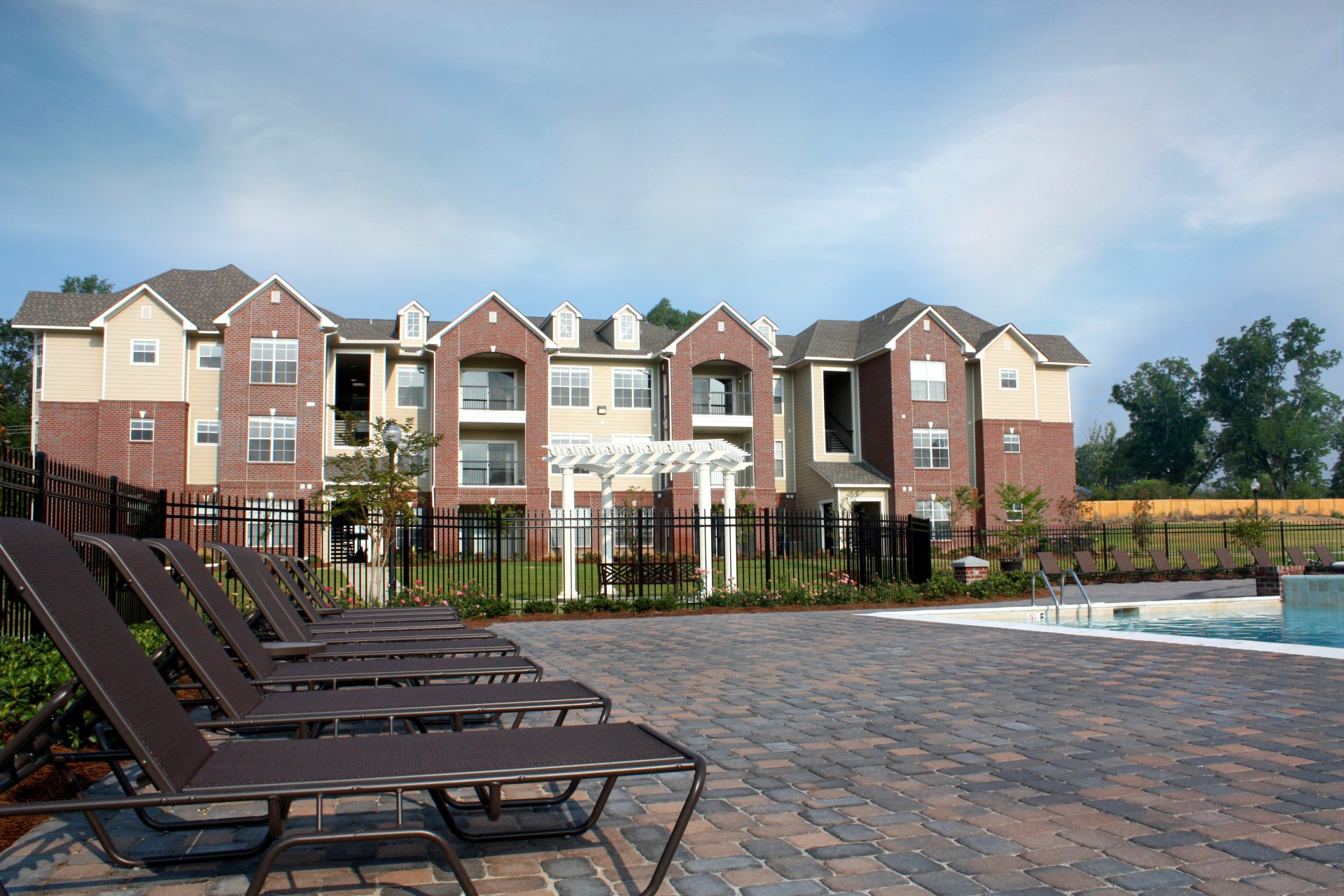 The Lakes at Turtle Creek Apartment Homes For Rent in Hattiesburg MS