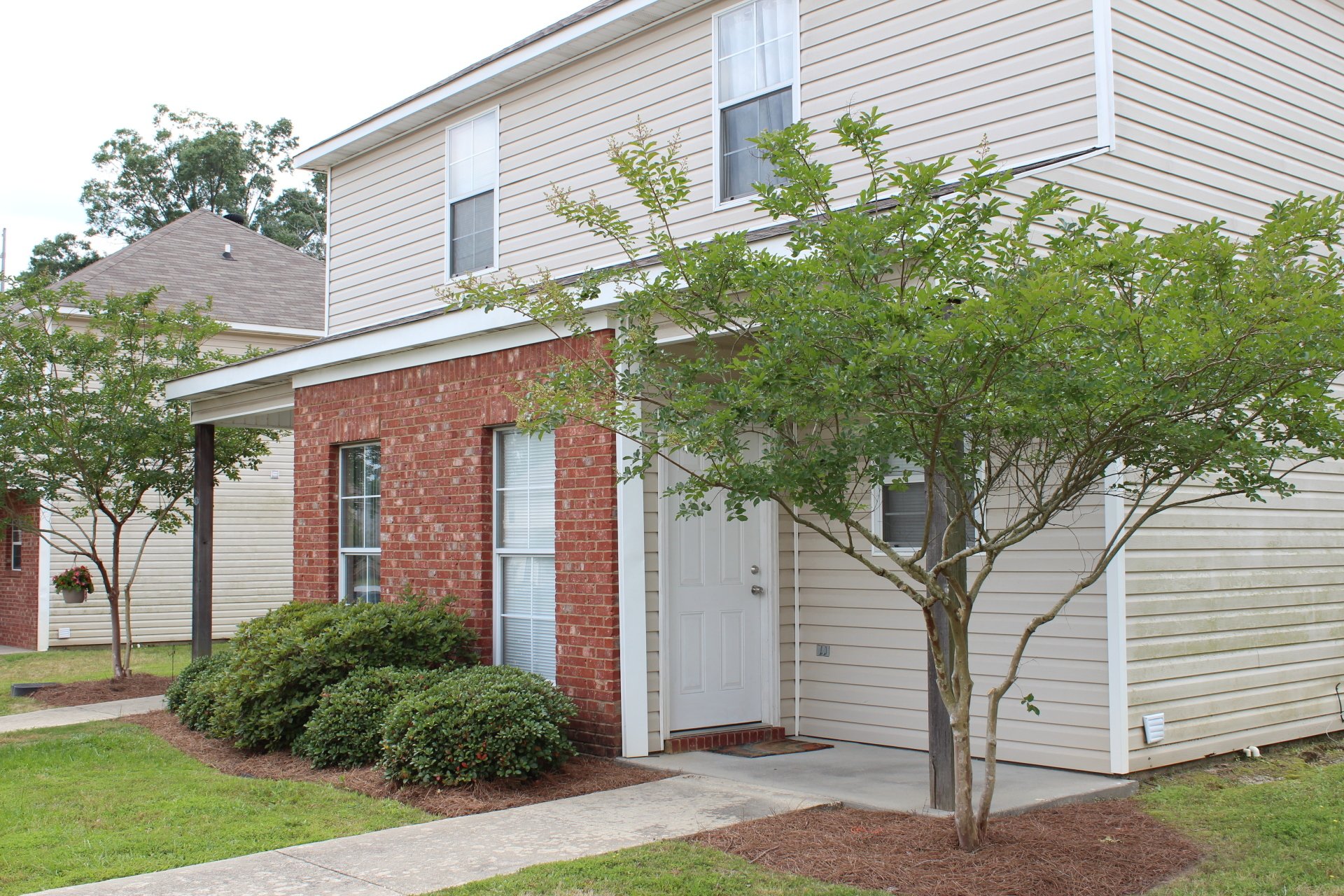Pine Creek Townhomes Apartments for Rent in Hattiesburg, MS