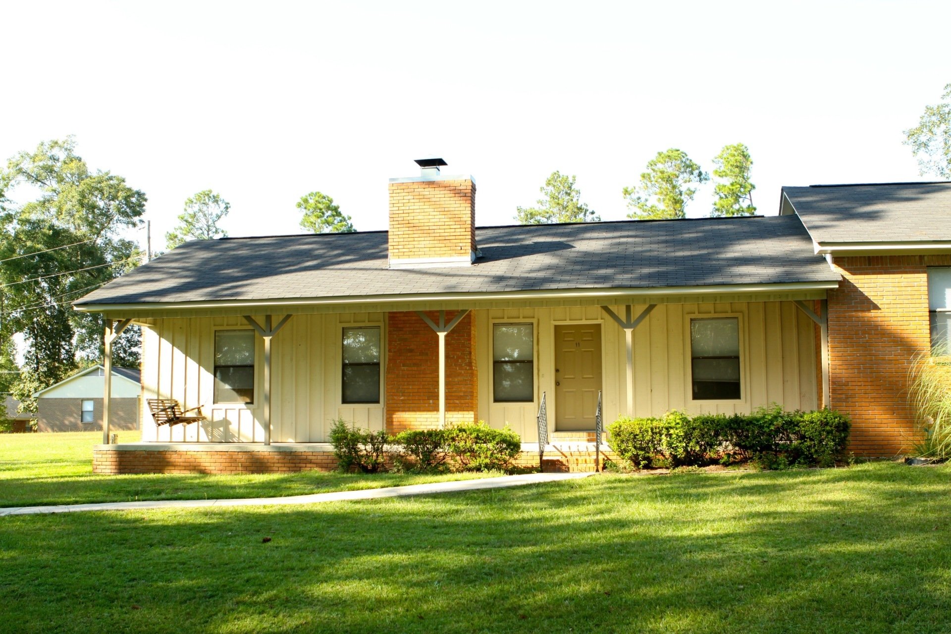 Villa des Chene Duplexes Apartments for Rent in Hattiesburg, MS
