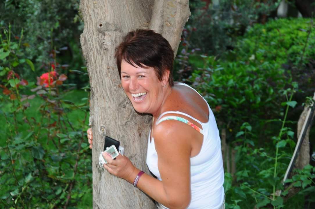 GARDEN MAINTENANCE | Guildford Surrey Gardening Services