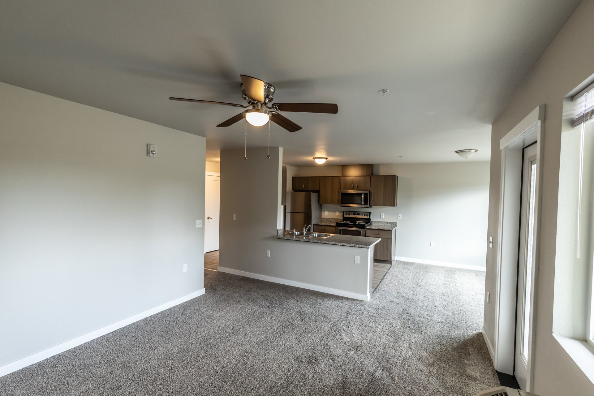 Evergreen Valley Apartments Property Details