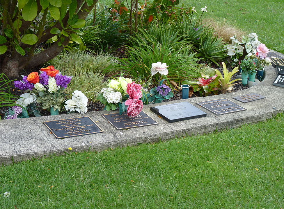 Headstones Plaques Memorials Auckland