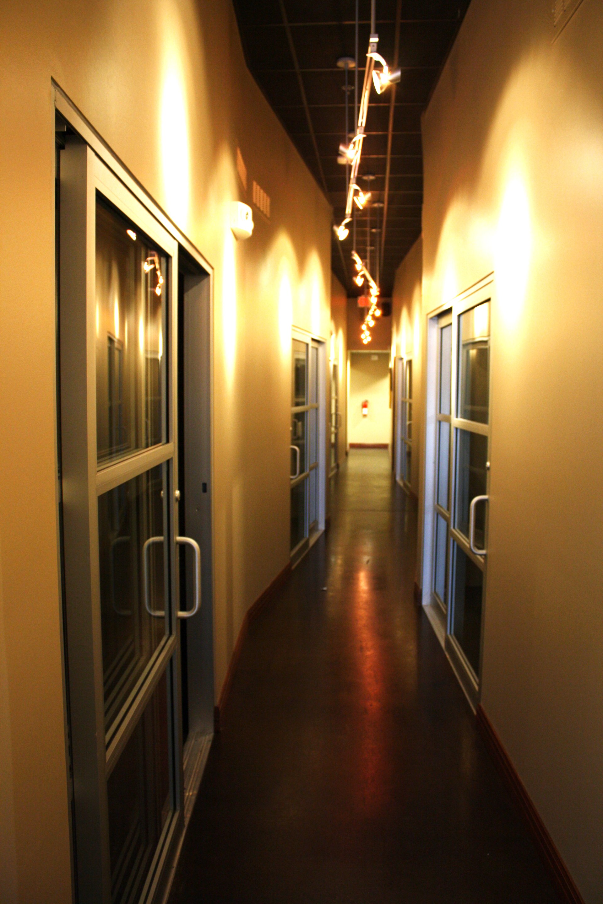 Bella Studio Salons Studio Salon Space For Rent Hutchinson, KS