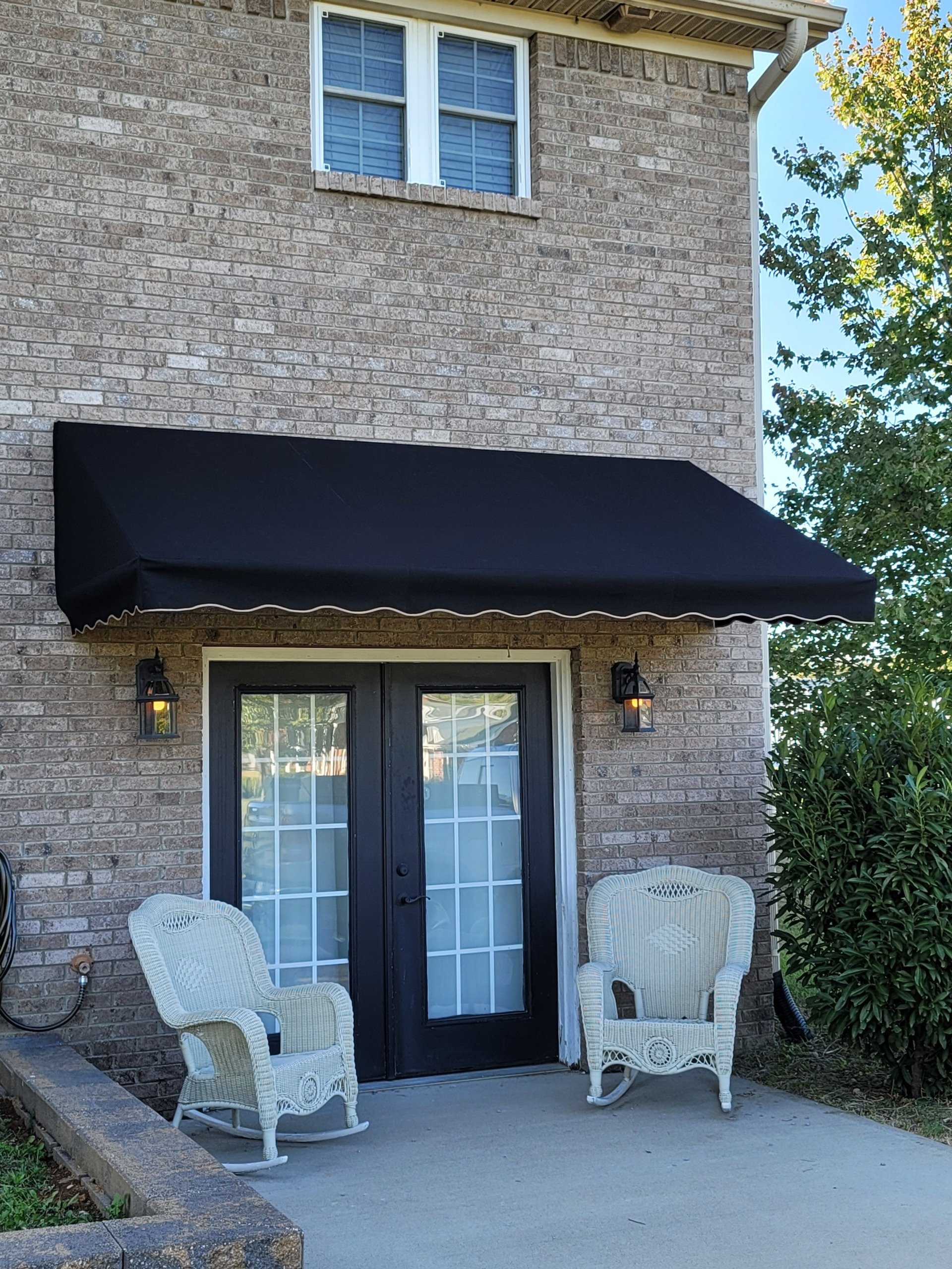 Retractable Screens in Somerset, KY Lexington Tent & Awning