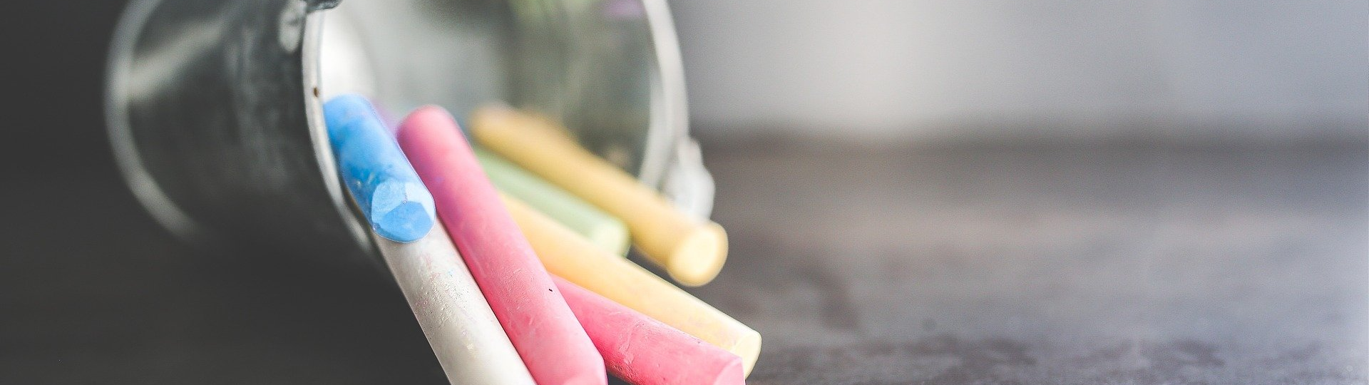 15 Secrets to Keeping Your Custom Closets Smelling Fresh