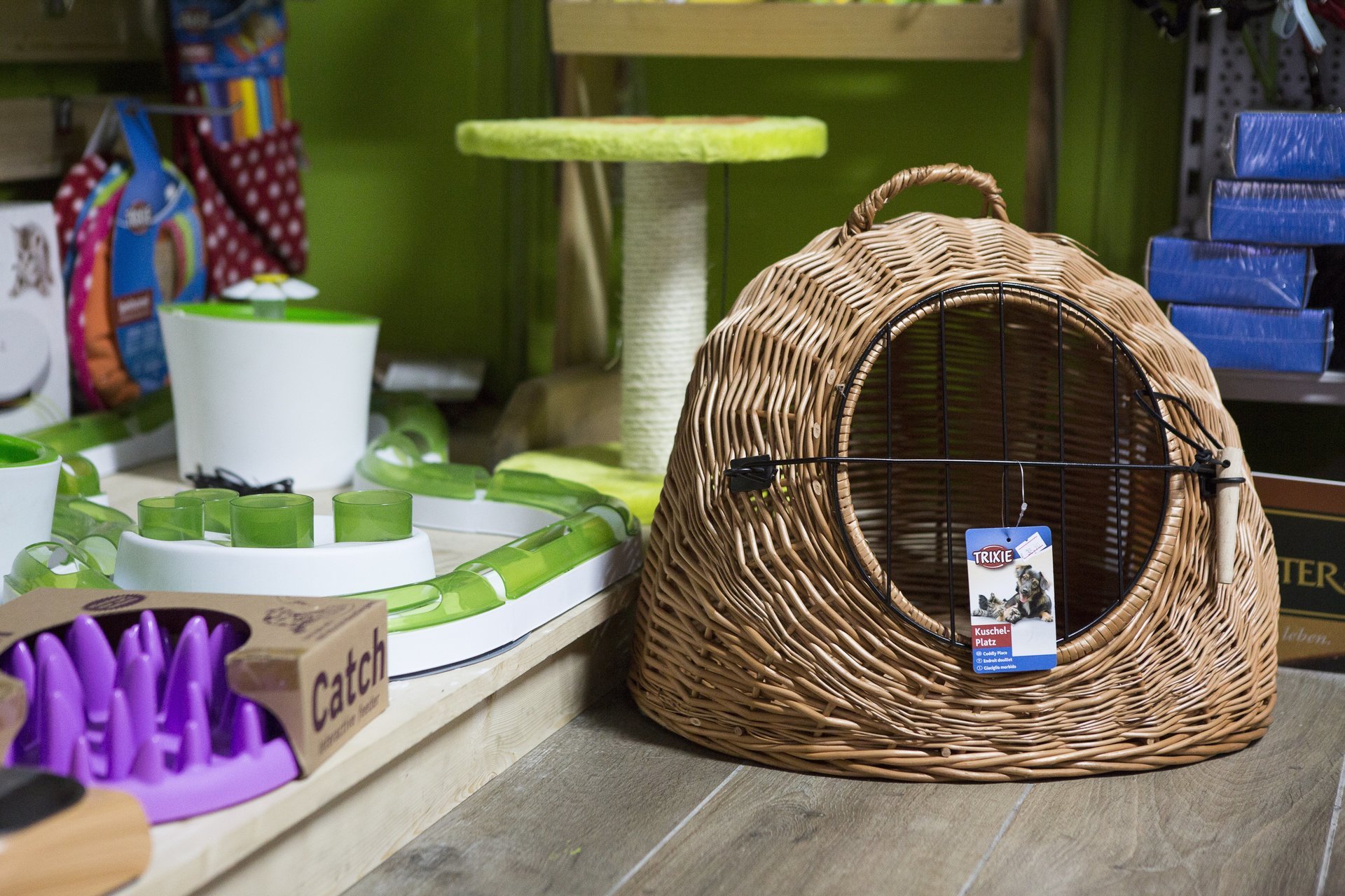 Cibo ed accessori per animali domestici Bologna Pets