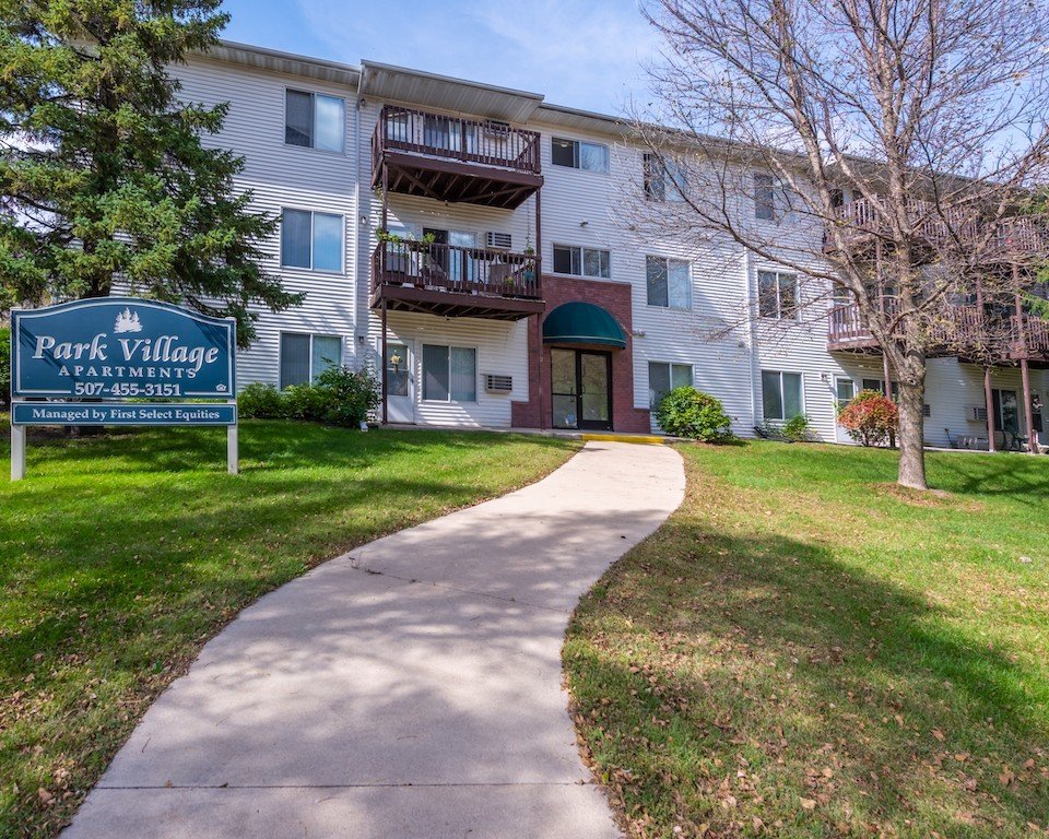 Park Village Apartments Owatonna, MN 1st Select