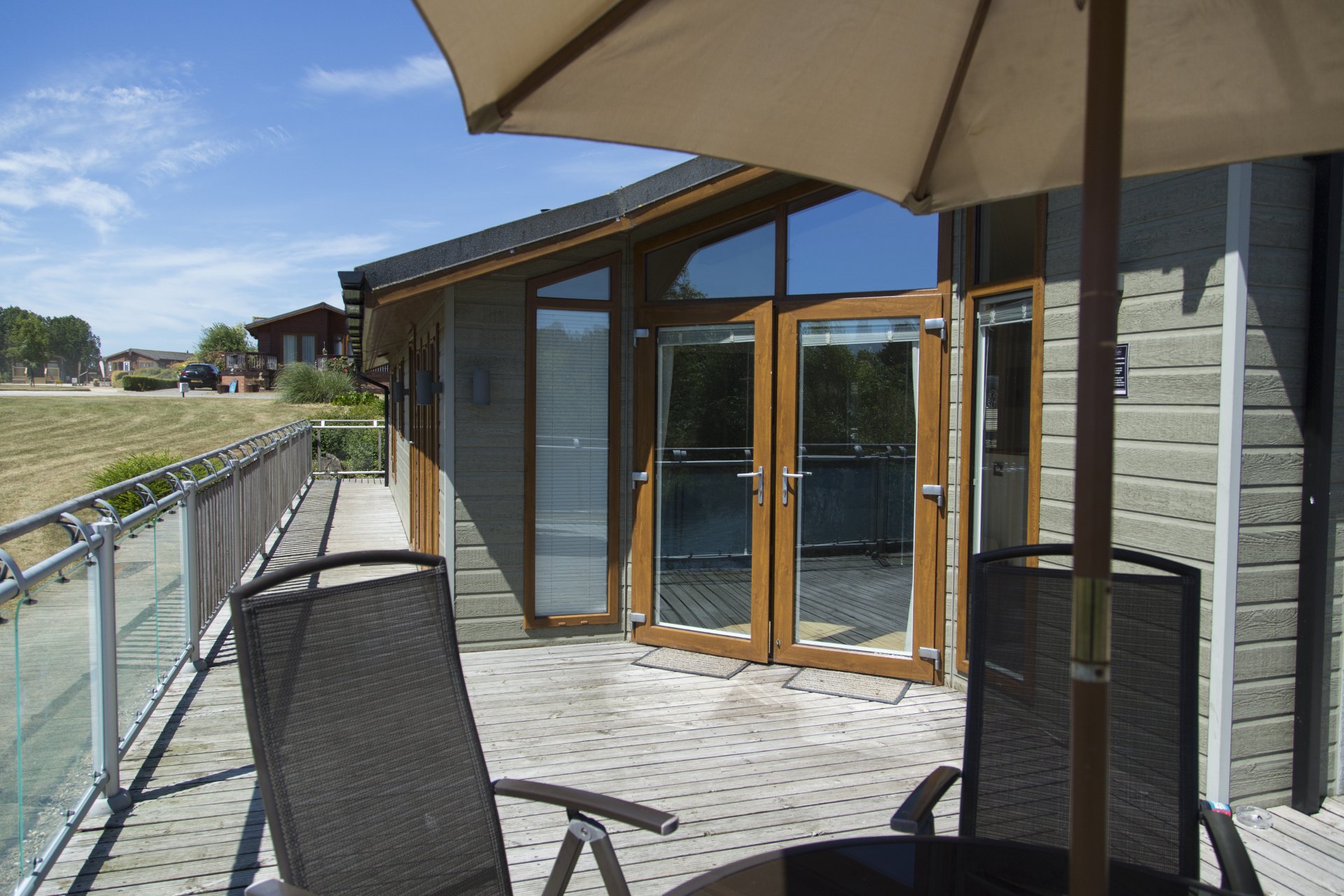 Luxury lodges to rent and for sale in Beverley Heron Lakes